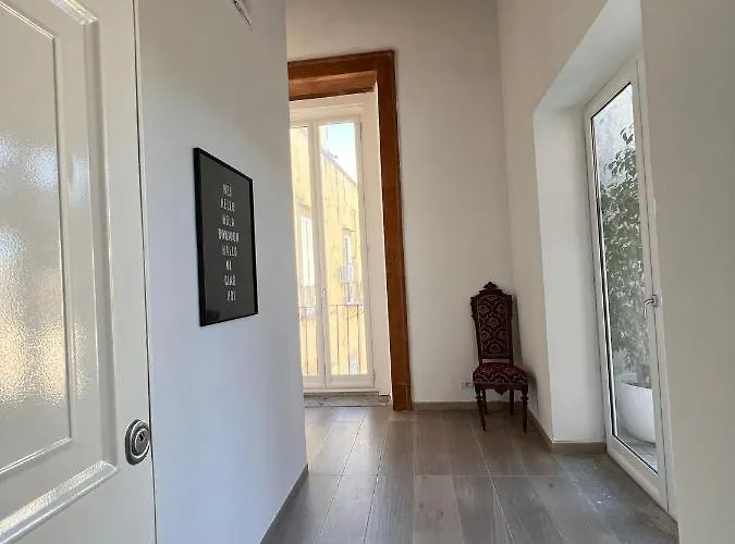 La Bella Vita Luxury Apartament And Travel Solution Napoli