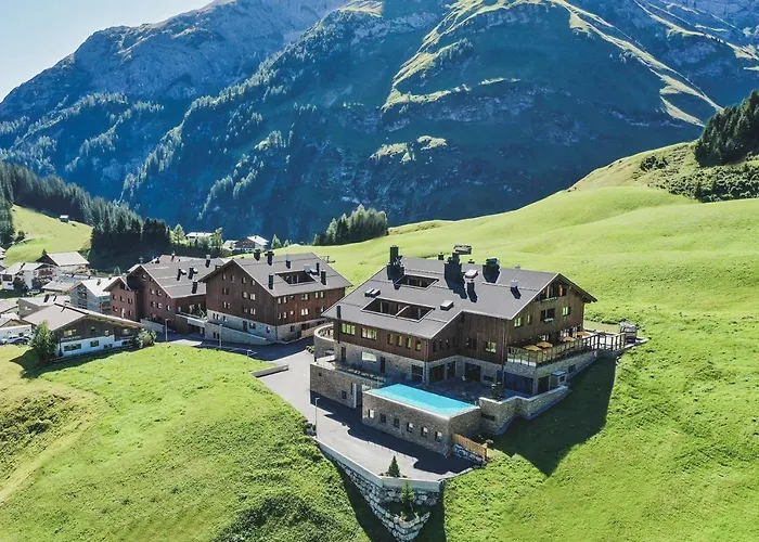 Alpenparks Hotel & Apartment Arlberg Warth Mit Pool