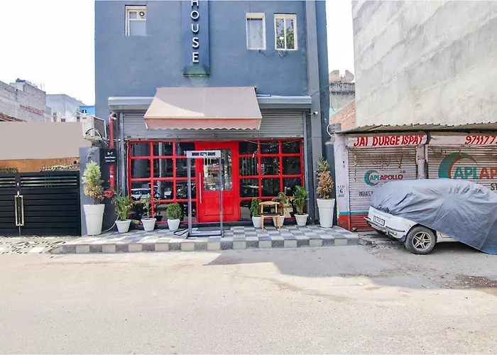 Fabhotel Chawla House New Delhi