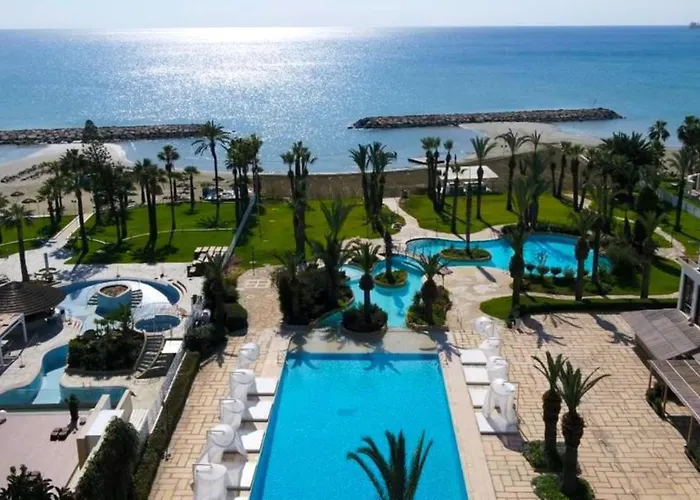 Sandy Beach Hotel & Spa - Ex Sentido Larnaca