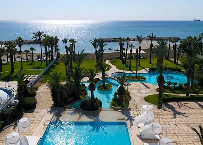 Sandy Beach Hotel & Spa - Ex Sentido Larnaca