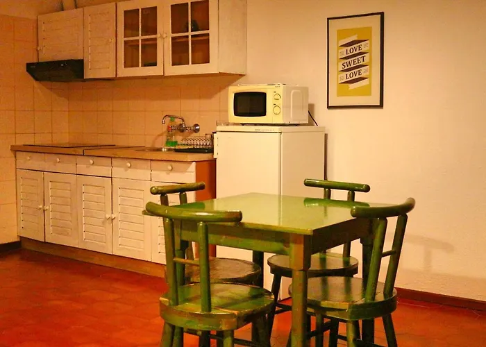 Manawa Camp Bed & Breakfast Costa da Caparica