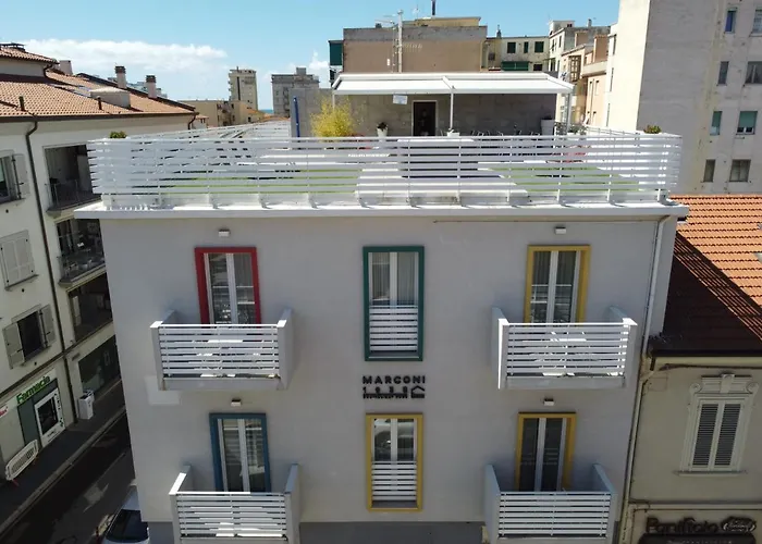 Marconi 1935 Bed & Breakfast Follonica