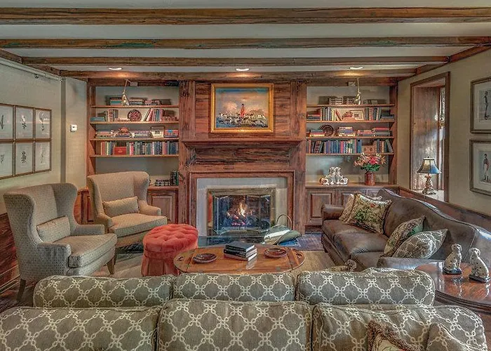 Golden Plough Inn At Peddlers Village Lahaska