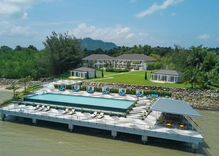 Cove 55 Hotel Santubong