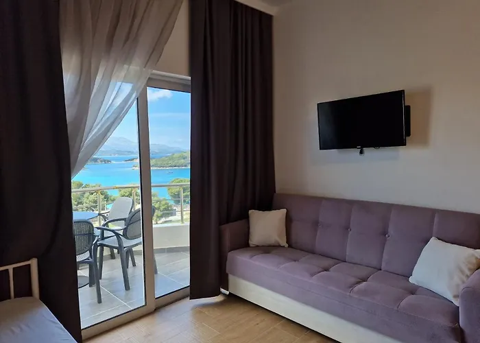 Hotel Queen Margaret Seaside Ksamil