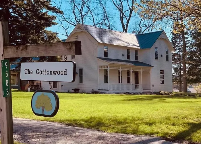 The Cottonwood Inn B&B Empire