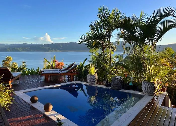 Naveria Heights Lodge Savusavu