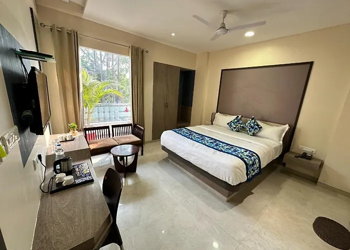 Hotel Pinaka Inn Lucknow