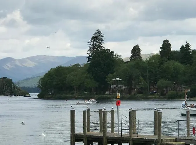 R11 Lake View, Fallbarrow Holiday Park Bowness-on-Windermere