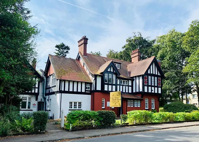 Navaar House Hotel Penicuik