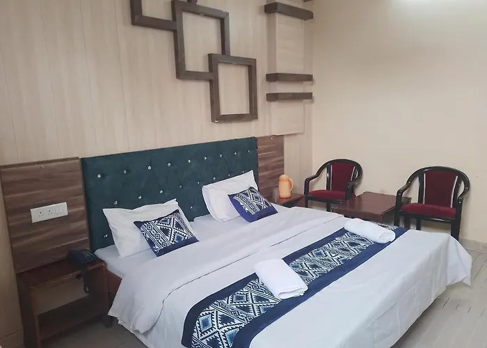Hotel Ishan Katra 