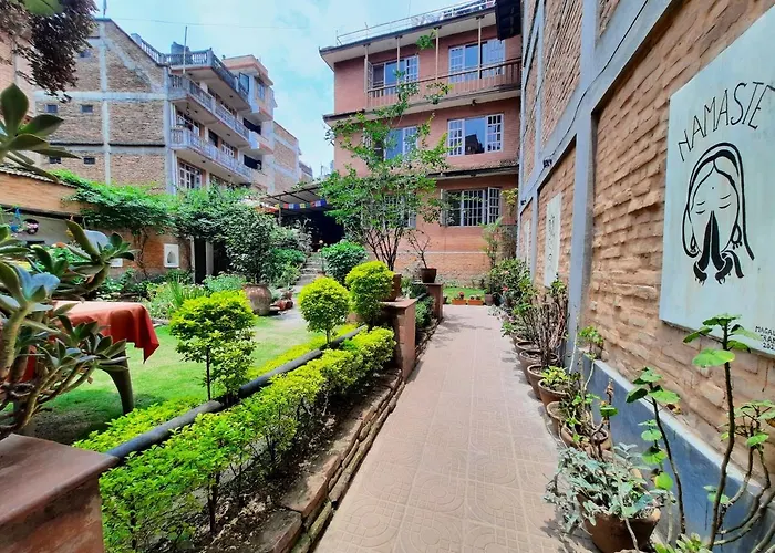 Pradhan House - Home Stay With Garden Bhaktapur