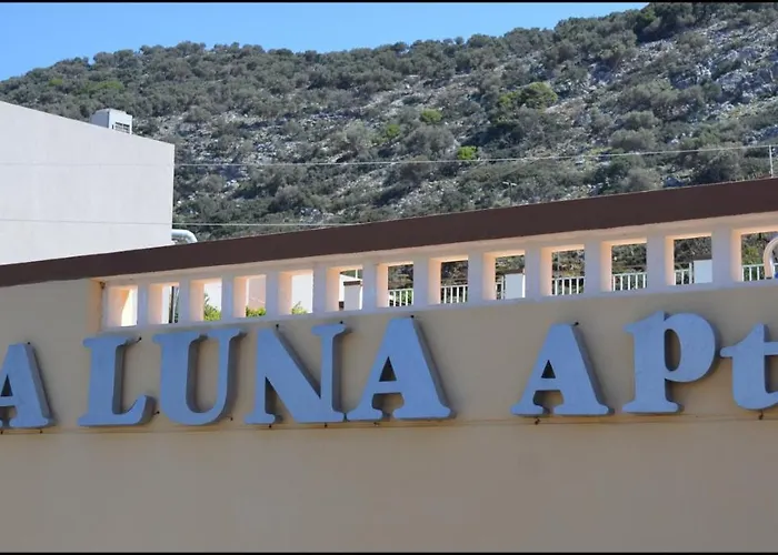 La Luna Apartments Stalida