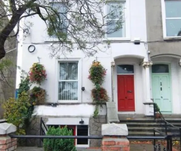 Eglinton Road - Entire House Hotel Bray