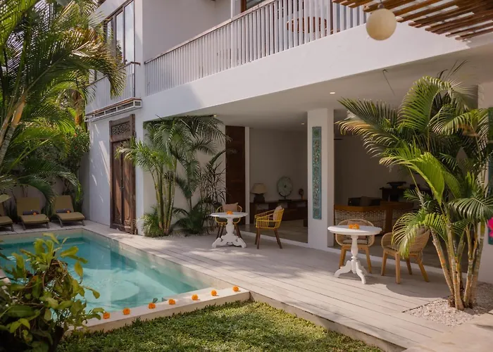 The Bed By The Sea Bed & Breakfast Canggu 