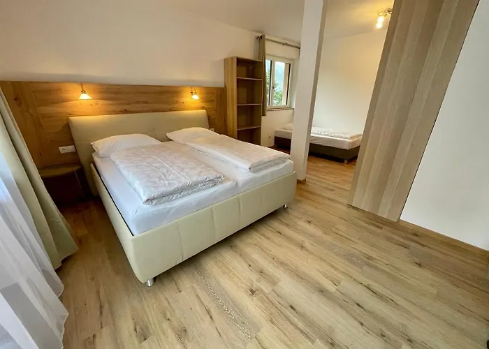 Transit Rooms - Your Stopover, Free Parking Sterzing