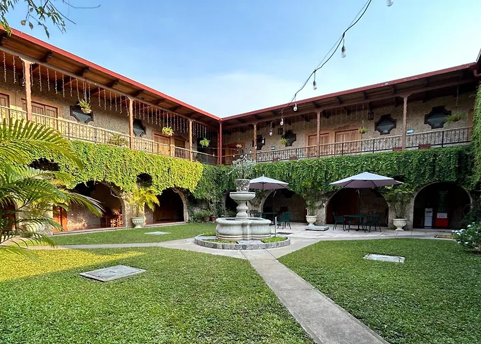 Hotel Del Patio Flores