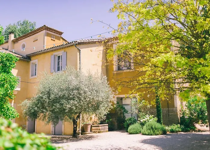 Domaine De Blanche Fleur Hotel Châteauneuf-de-Gadagne