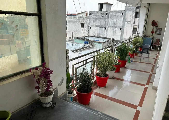 Hotel Blue Star Haldwani