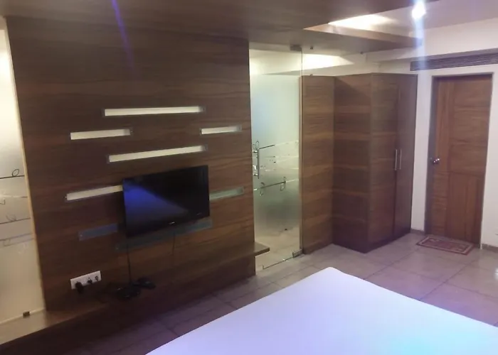 Hotel Kanan Ahmedabad