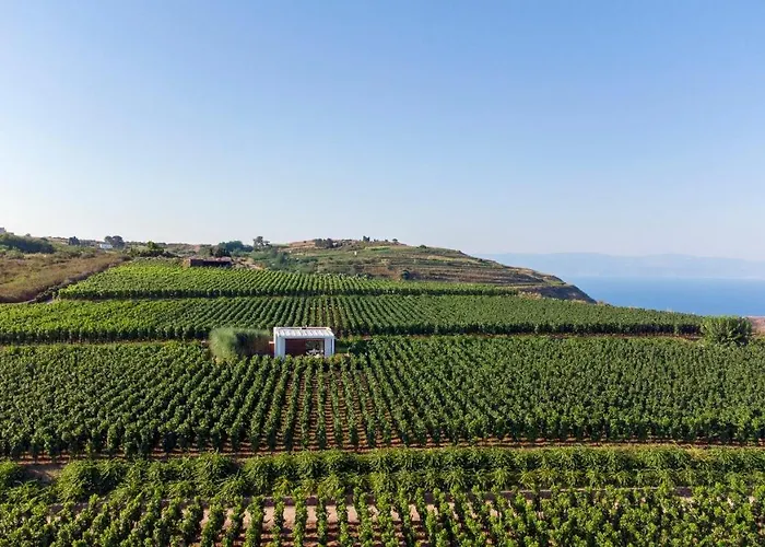 Tenuta Di Castellaro Winery & Resort Lipari 