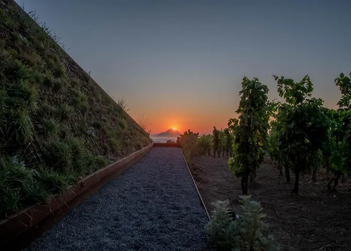 Tenuta Di Castellaro Winery & Resort Lipari 