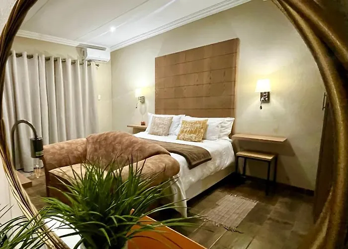 Swane'S Guesthouse Rustenburg