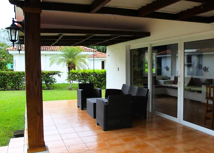 Las Veraneras Villas & Resort Acajutla