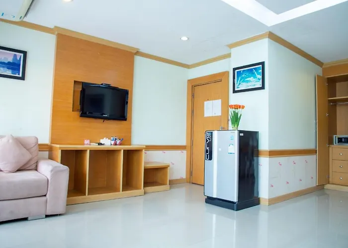 Patong Eyes Hotel