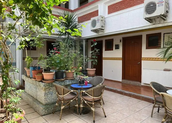 Vatan Otel İzmir