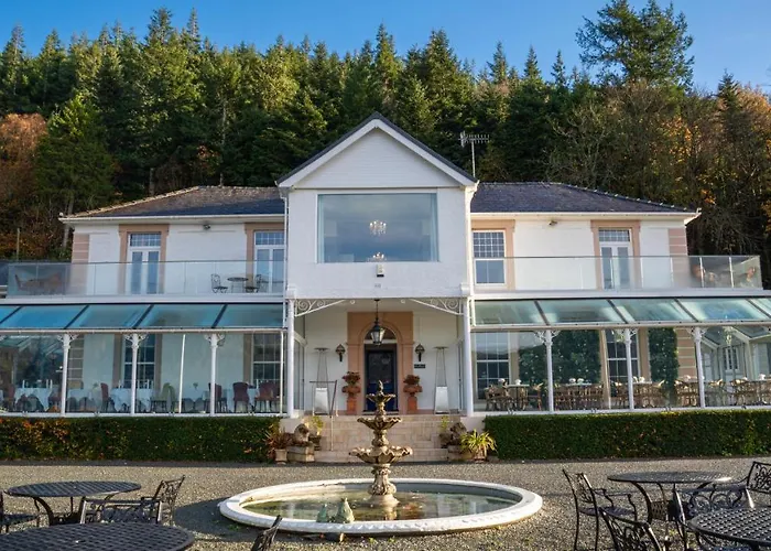 Plas Maenan Conwy