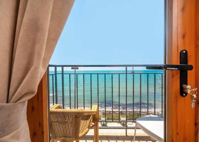 Beach House Hotel Side
