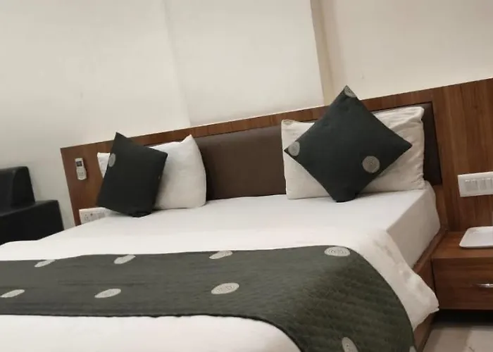 Hotel Fun City Mahesana