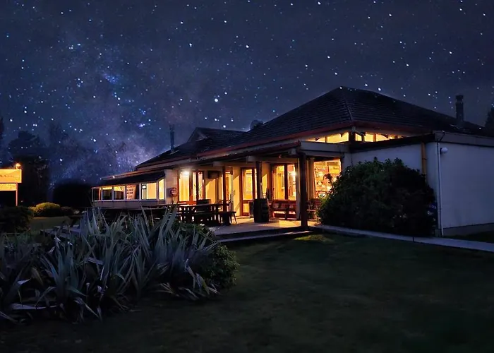 Te Anau Manapouri Lake Hotel