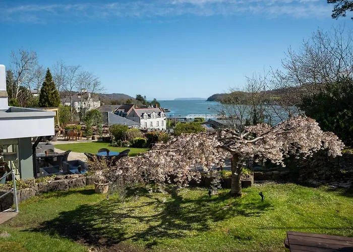 Victoria Hotel By Chef & Brewer Collection Menai Bridge