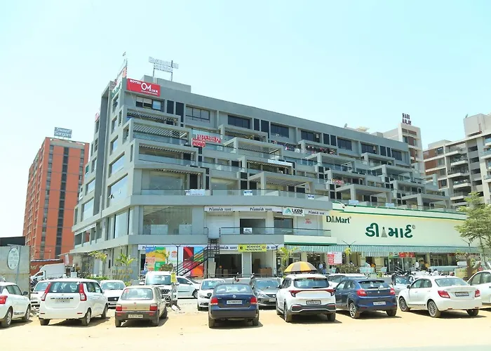 Hotel Om Inn Gandhinagar