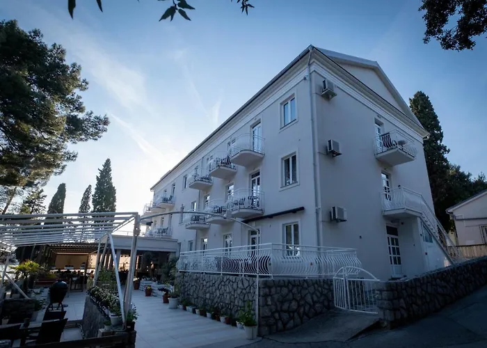 Hotel Bor Krk Town