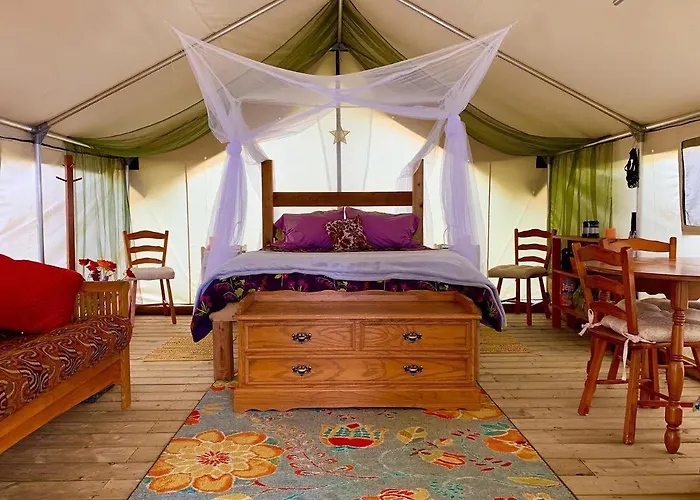 So Damn Lucky Glamping Hotel Ucluelet