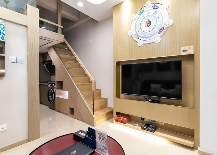 Cloud Land Apartment 翡翠华庭 Guangzhou