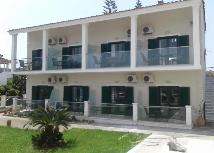 Umbrella Beach Apartments Kavos