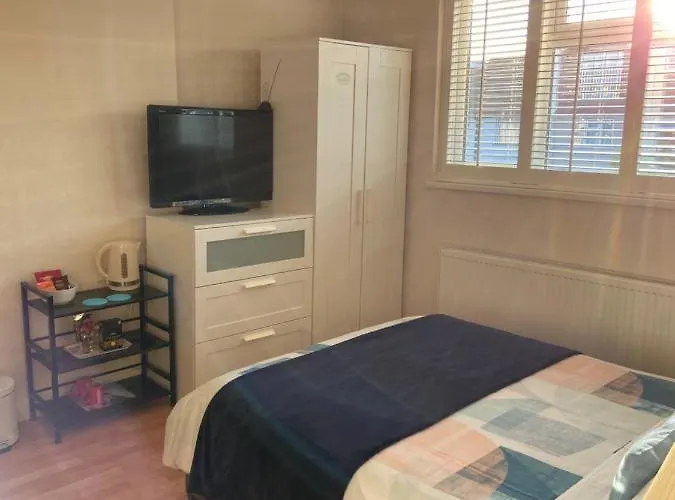 Streatham Common Bed & Breakfast London