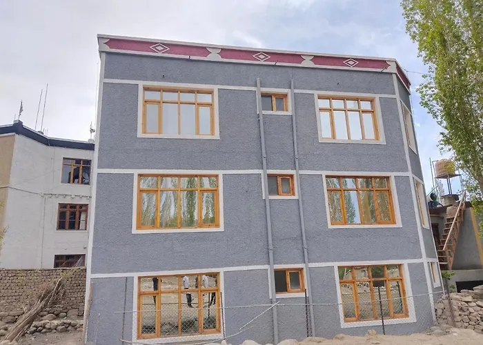 Noor Guest House Leh
