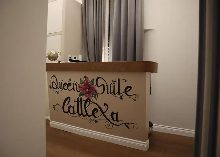 Queen Cattleya Suite Genoa