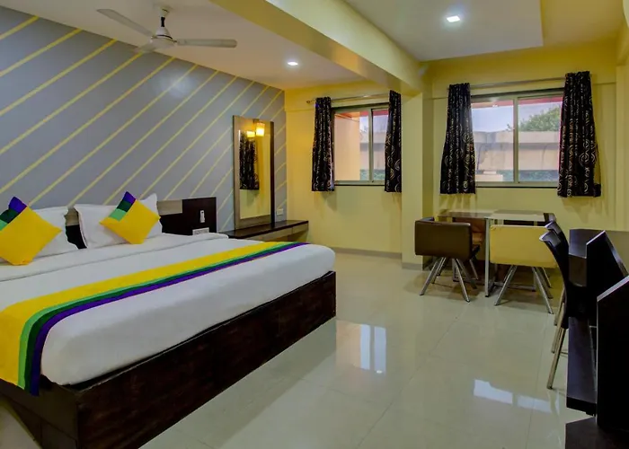 Itsy Hotels Prince Regency Pune