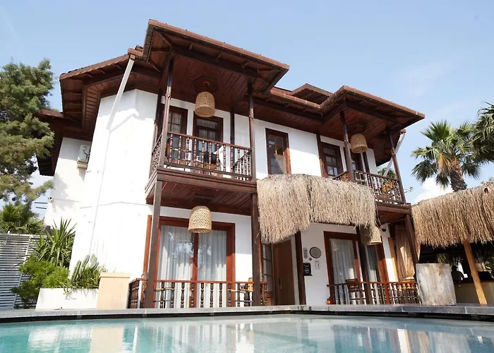No 22 Riders' Inn Akyaka 