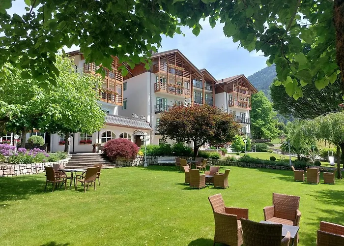 Hotel Lido - Slow & Natural Living Molveno