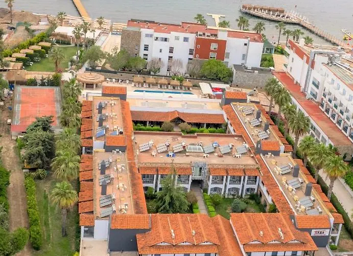 Tiana Beach Resort Turgutreis