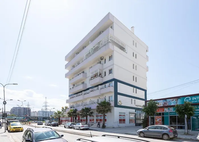 Compas Boutique Hotel Golem 