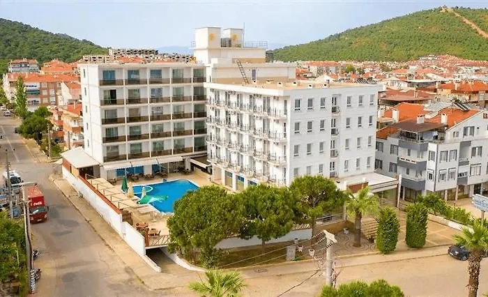 Ergin Hotel Ayvalı